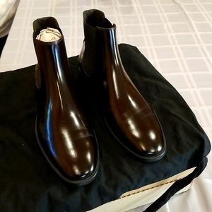 3 DAY SALE!! New (no tags) To Boot NYC burgundy black dress Chelsea Boots sz 10